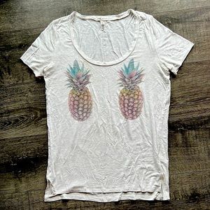 PINK Victoria Secret Tee T-shirt S/M pineapple soft S23